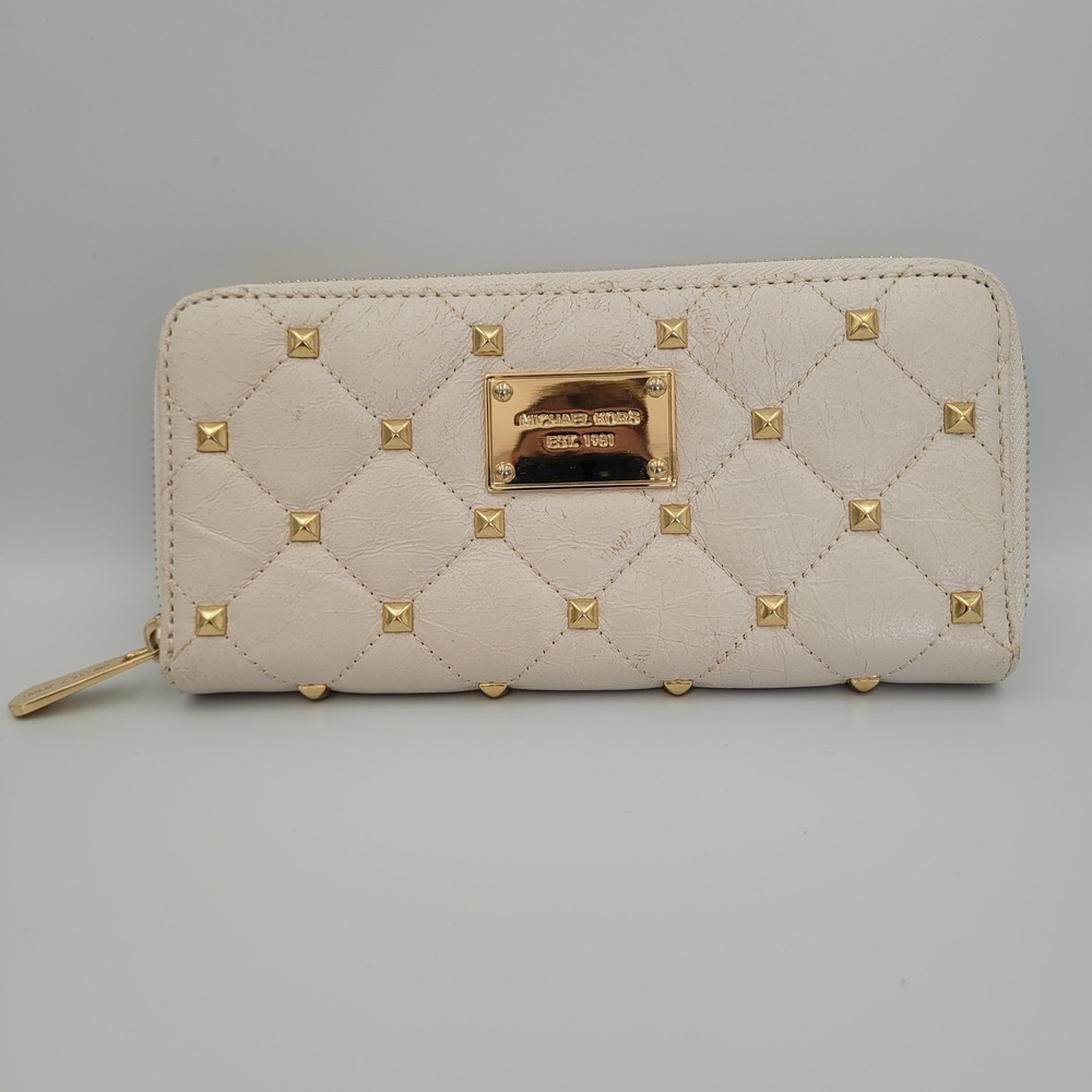 Michael Kors Jet Set Studded Quilted Leather Zip Around Wallet Cream Gold